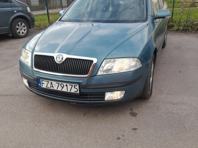 Зелений Шкода Октавія, об'ємом двигуна 0 л та пробігом 300 тис. км за 2600 $, фото 2 на Automoto.ua