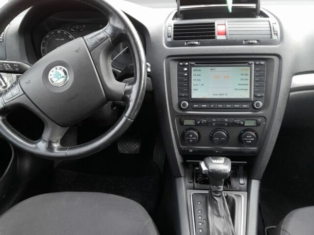 Зелений Шкода Октавія, об'ємом двигуна 0 л та пробігом 300 тис. км за 2600 $, фото 17 на Automoto.ua