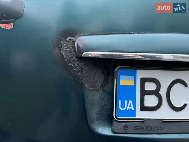 Зеленый Шкода Октавия, объемом двигателя 1.9 л и пробегом 395 тыс. км за 3300 $, фото 16 на Automoto.ua