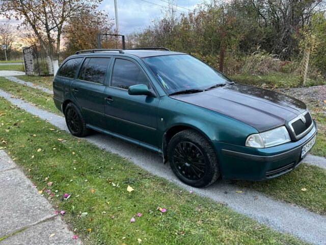 Зеленый Шкода Октавия, объемом двигателя 1.9 л и пробегом 395 тыс. км за 3300 $, фото 2 на Automoto.ua