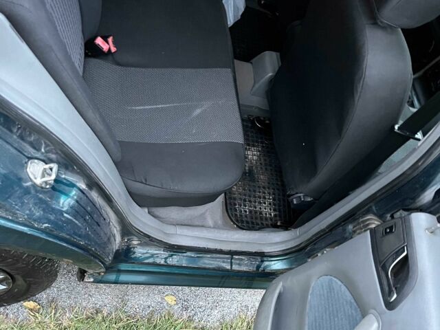 Зеленый Шкода Октавия, объемом двигателя 1.9 л и пробегом 395 тыс. км за 3300 $, фото 15 на Automoto.ua