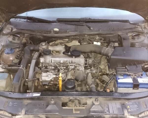 Зеленый Шкода Октавия, объемом двигателя 1.9 л и пробегом 270 тыс. км за 2800 $, фото 3 на Automoto.ua