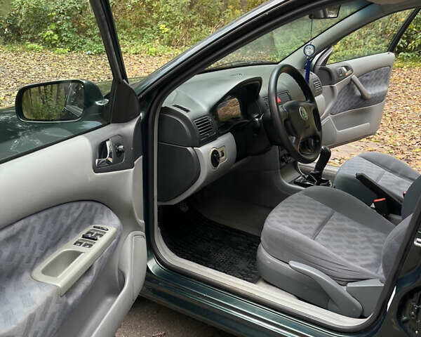 Шкода Октавія 1999 у Дрогобичі на Automoto.ua Зелений Шкода Октавія, об'ємом двигуна 1.6 л та пробігом 219 тис. км за 4199 $, фото 18 на Automoto.ua