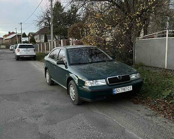 Зеленый Шкода Октавия, объемом двигателя 1.6 л и пробегом 98 тыс. км за 3700 $, фото 5 на Automoto.ua