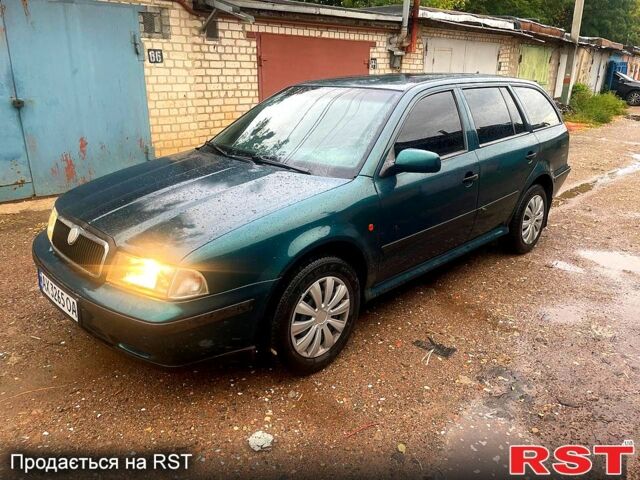 Зеленый Шкода Октавия, объемом двигателя 1.6 л и пробегом 0 тыс. км за 3550 $, фото 2 на Automoto.ua
