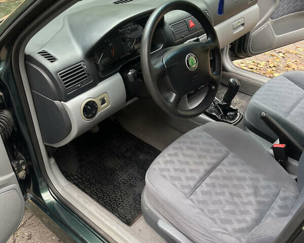 Шкода Октавія 1999 у Дрогобичі на Automoto.ua Зелений Шкода Октавія, об'ємом двигуна 1.6 л та пробігом 219 тис. км за 4199 $, фото 19 на Automoto.ua
