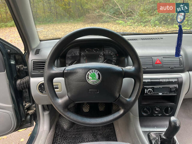 Шкода Октавія 1999 у Дрогобичі на Automoto.ua Зелений Шкода Октавія, об'ємом двигуна 1.6 л та пробігом 219 тис. км за 4199 $, фото 23 на Automoto.ua