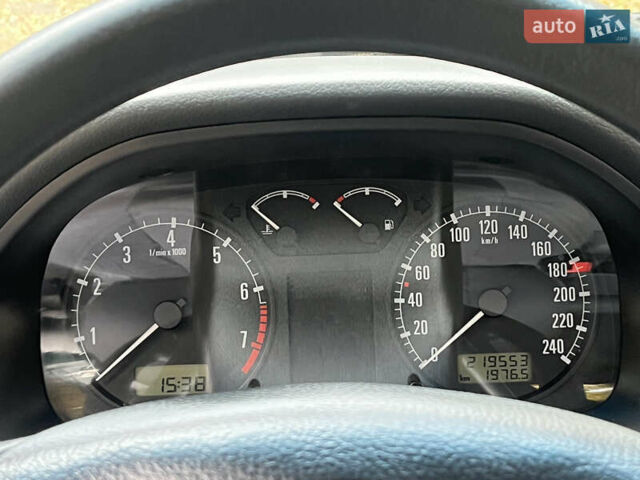 Шкода Октавія 1999 у Дрогобичі на Automoto.ua Зелений Шкода Октавія, об'ємом двигуна 1.6 л та пробігом 219 тис. км за 4199 $, фото 22 на Automoto.ua