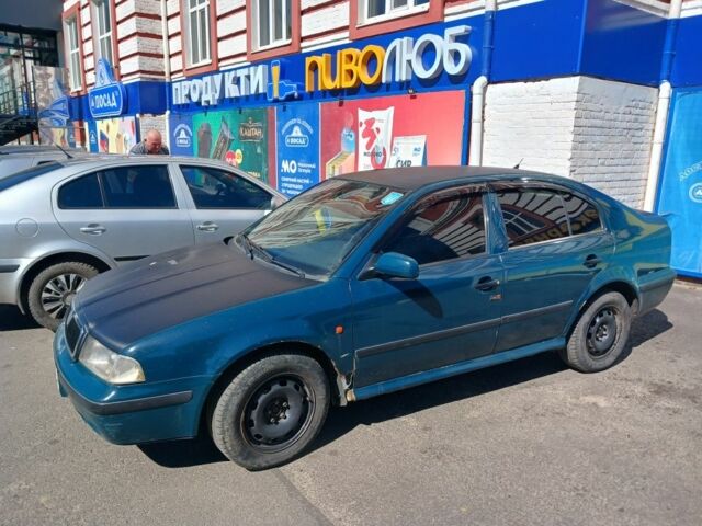 Шкода Октавия 1999 в Петропавловке на Automoto.ua Зеленый Шкода Октавия, объемом двигателя 1.6 л и пробегом 350 тыс. км за 1666 $, фото 1 на Automoto.ua