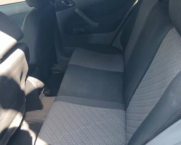 Зеленый Шкода Октавия, объемом двигателя 1.6 л и пробегом 350 тыс. км за 1545 $, фото 2 на Automoto.ua