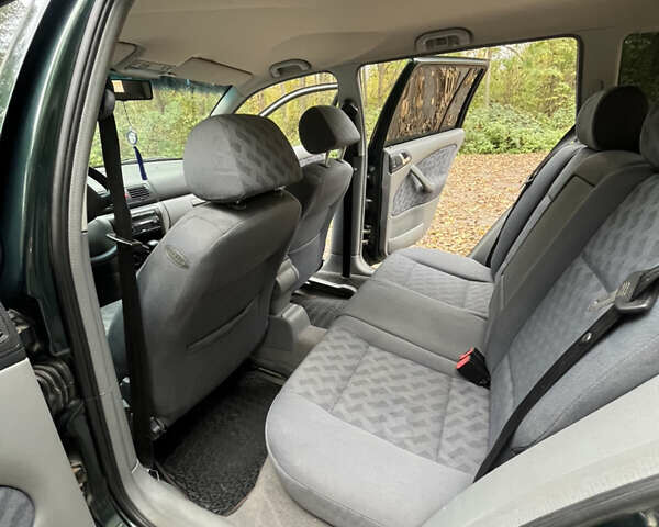 Шкода Октавія 1999 у Дрогобичі на Automoto.ua Зелений Шкода Октавія, об'ємом двигуна 1.6 л та пробігом 219 тис. км за 4199 $, фото 20 на Automoto.ua