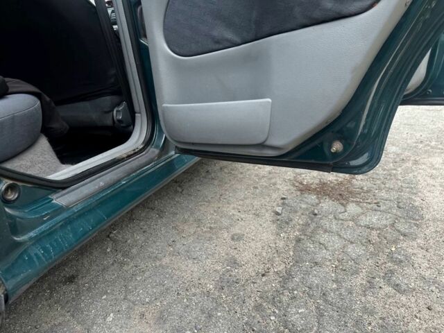 Зеленый Шкода Октавия, объемом двигателя 1.9 л и пробегом 376 тыс. км за 2500 $, фото 13 на Automoto.ua