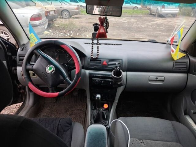 Зеленый Шкода Октавия, объемом двигателя 0 л и пробегом 400 тыс. км за 1100 $, фото 4 на Automoto.ua