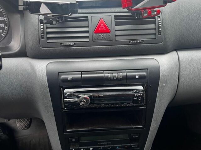 Зеленый Шкода Октавия, объемом двигателя 1.9 л и пробегом 376 тыс. км за 2500 $, фото 3 на Automoto.ua