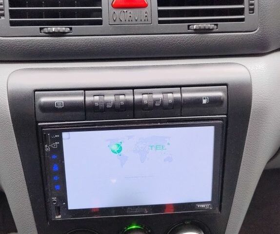 Зелений Шкода Октавія, об'ємом двигуна 0 л та пробігом 328 тис. км за 4200 $, фото 9 на Automoto.ua