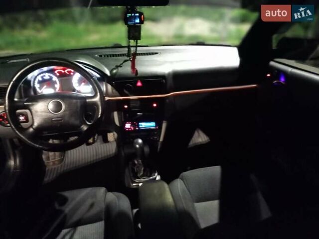 Зелений Шкода Октавія, об'ємом двигуна 1.9 л та пробігом 380 тис. км за 4000 $, фото 6 на Automoto.ua