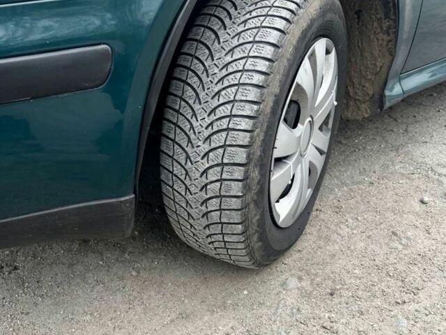 Зеленый Шкода Октавия, объемом двигателя 1.9 л и пробегом 376 тыс. км за 2500 $, фото 6 на Automoto.ua