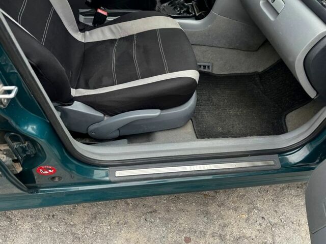 Зеленый Шкода Октавия, объемом двигателя 1.9 л и пробегом 376 тыс. км за 2700 $, фото 7 на Automoto.ua