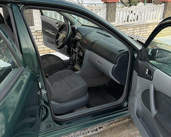 Зелений Шкода Октавія, об'ємом двигуна 1.6 л та пробігом 340 тис. км за 2999 $, фото 30 на Automoto.ua