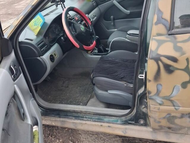 Зеленый Шкода Октавия, объемом двигателя 0 л и пробегом 400 тыс. км за 1100 $, фото 5 на Automoto.ua