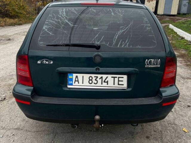 Зеленый Шкода Октавия, объемом двигателя 1.9 л и пробегом 376 тыс. км за 2500 $, фото 7 на Automoto.ua