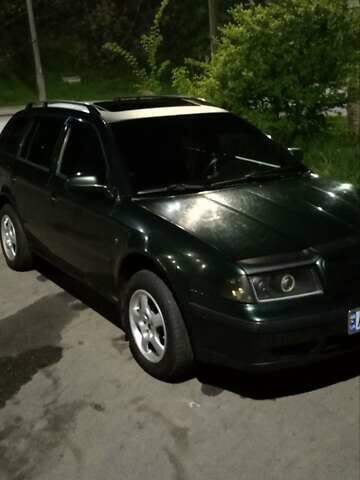 Зелений Шкода Октавія, об'ємом двигуна 1.9 л та пробігом 380 тис. км за 4000 $, фото 13 на Automoto.ua