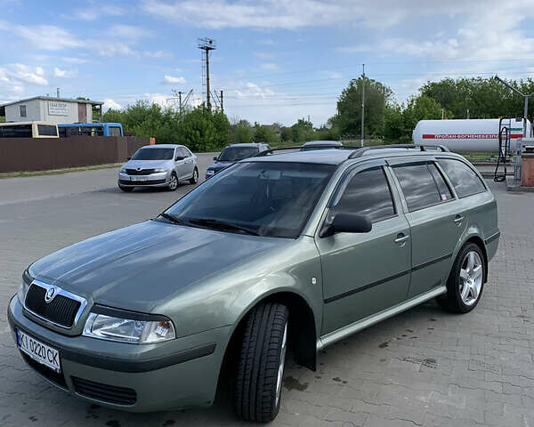 Зелений Шкода Октавія, об'ємом двигуна 1.98 л та пробігом 345 тис. км за 4700 $, фото 4 на Automoto.ua