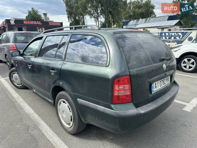 Зелений Шкода Октавія, об'ємом двигуна 1.6 л та пробігом 250 тис. км за 2999 $, фото 11 на Automoto.ua