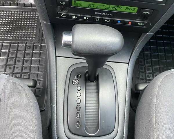 Зеленый Шкода Октавия, объемом двигателя 1.98 л и пробегом 170 тыс. км за 4800 $, фото 25 на Automoto.ua