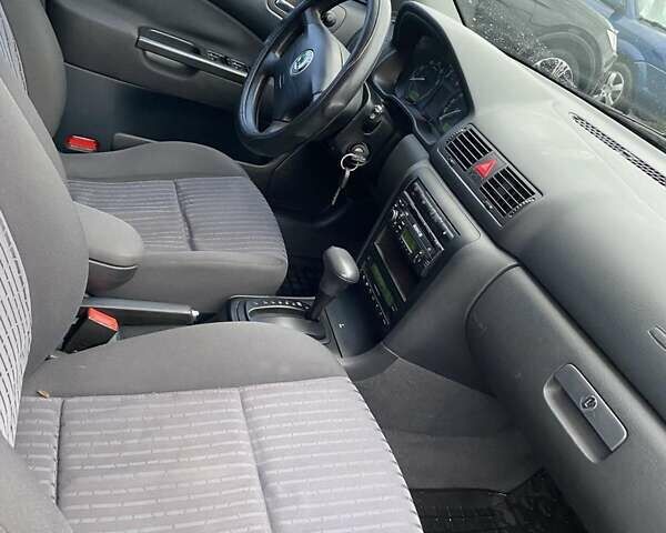 Зеленый Шкода Октавия, объемом двигателя 1.98 л и пробегом 170 тыс. км за 4800 $, фото 39 на Automoto.ua