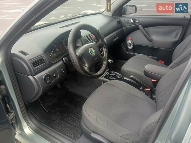 Зеленый Шкода Октавия, объемом двигателя 1.6 л и пробегом 273 тыс. км за 5300 $, фото 8 на Automoto.ua