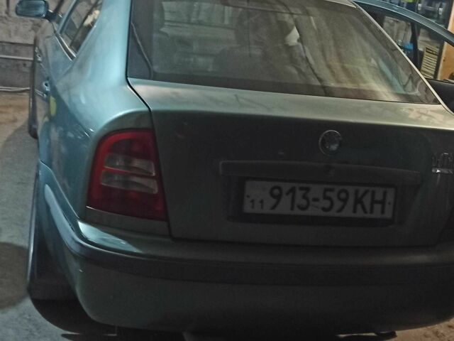 Зелений Шкода Октавія, об'ємом двигуна 2 л та пробігом 500 тис. км за 3500 $, фото 7 на Automoto.ua