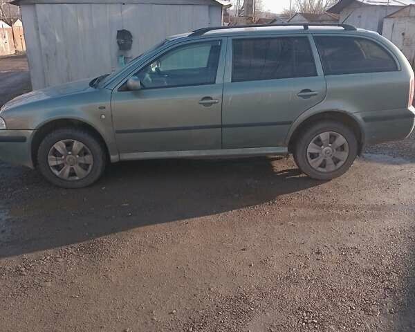 Зелений Шкода Октавія, об'ємом двигуна 1.9 л та пробігом 520 тис. км за 2700 $, фото 1 на Automoto.ua