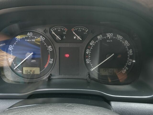 Зеленый Шкода Октавия, объемом двигателя 1.6 л и пробегом 193 тыс. км за 4200 $, фото 7 на Automoto.ua