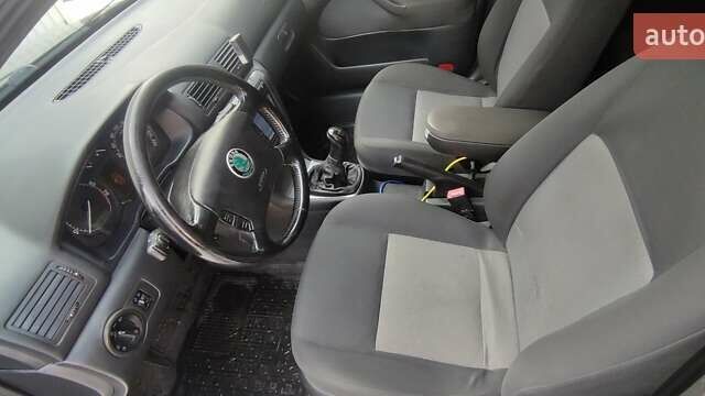 Зеленый Шкода Октавия, объемом двигателя 1.6 л и пробегом 253 тыс. км за 5000 $, фото 22 на Automoto.ua