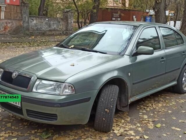 Зелений Шкода Октавія, об'ємом двигуна 2 л та пробігом 500 тис. км за 3500 $, фото 1 на Automoto.ua