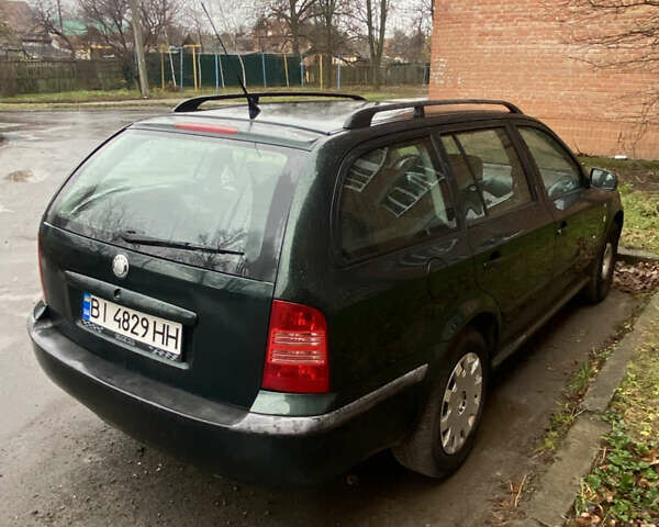 Зеленый Шкода Октавия, объемом двигателя 1.6 л и пробегом 275 тыс. км за 4500 $, фото 4 на Automoto.ua