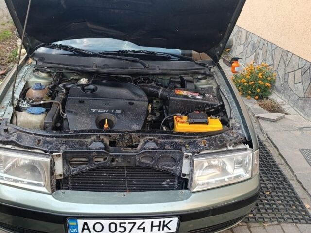 Зеленый Шкода Октавия, объемом двигателя 1.9 л и пробегом 396 тыс. км за 4300 $, фото 3 на Automoto.ua