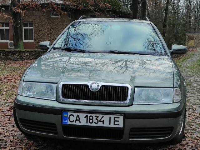 Зеленый Шкода Октавия, объемом двигателя 1.6 л и пробегом 292 тыс. км за 4200 $, фото 5 на Automoto.ua