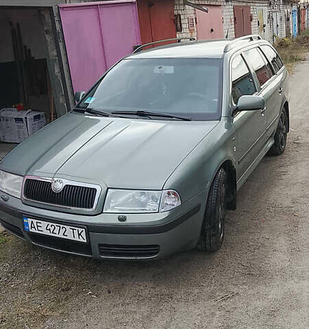 Зеленый Шкода Октавия, объемом двигателя 1.8 л и пробегом 286 тыс. км за 4800 $, фото 2 на Automoto.ua