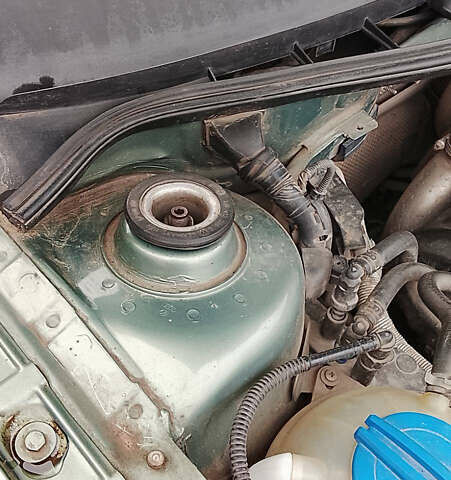 Зеленый Шкода Октавия, объемом двигателя 1.8 л и пробегом 286 тыс. км за 4800 $, фото 11 на Automoto.ua