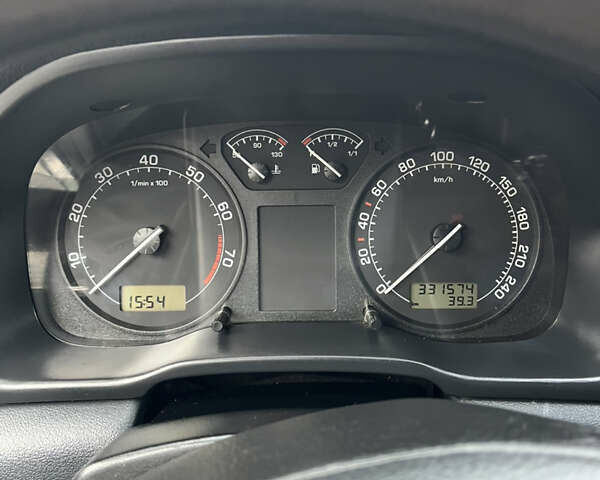 Зеленый Шкода Октавия, объемом двигателя 1.6 л и пробегом 331 тыс. км за 3999 $, фото 9 на Automoto.ua