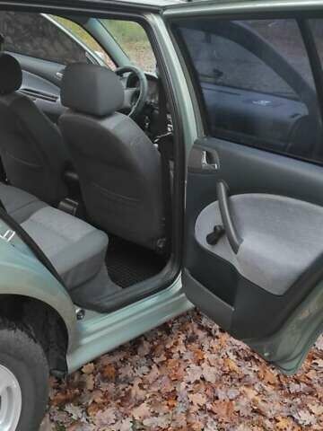 Зеленый Шкода Октавия, объемом двигателя 1.6 л и пробегом 292 тыс. км за 4200 $, фото 11 на Automoto.ua