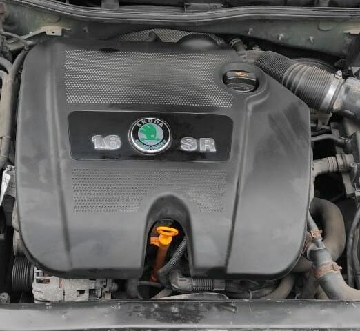 Зеленый Шкода Октавия, объемом двигателя 1.6 л и пробегом 292 тыс. км за 4200 $, фото 9 на Automoto.ua