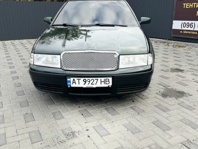 Шкода Октавия 2003 в Шепетовке на Automoto.ua Зеленый Шкода Октавия, объемом двигателя 1.6 л и пробегом 331 тыс. км за 3999 $, фото 1 на Automoto.ua