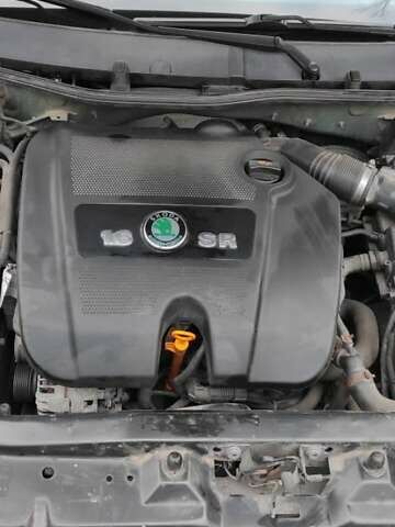 Зеленый Шкода Октавия, объемом двигателя 1.6 л и пробегом 292 тыс. км за 4200 $, фото 15 на Automoto.ua