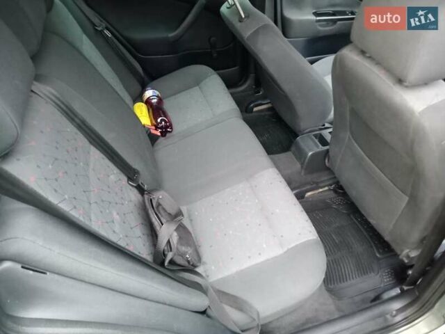 Шкода Октавия 2004 в Тернополе на Automoto.ua Зеленый Шкода Октавия, объемом двигателя 1.6 л и пробегом 232 тыс. км за 4599 $, фото 30 на Automoto.ua
