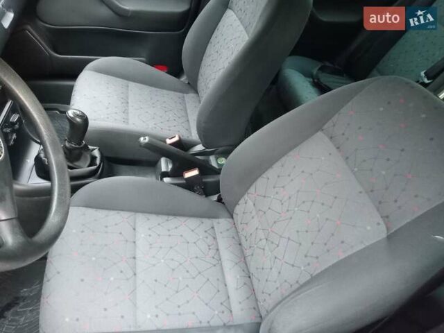 Шкода Октавия 2004 в Тернополе на Automoto.ua Зеленый Шкода Октавия, объемом двигателя 1.6 л и пробегом 232 тыс. км за 4599 $, фото 14 на Automoto.ua