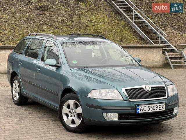 Зелений Шкода Октавія, об'ємом двигуна 1.6 л та пробігом 245 тис. км за 4999 $, фото 10 на Automoto.ua