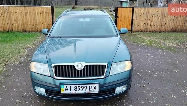 Зеленый Шкода Октавия, объемом двигателя 1.59 л и пробегом 250 тыс. км за 6000 $, фото 7 на Automoto.ua